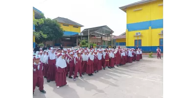Kegiatan Upacara Bendera