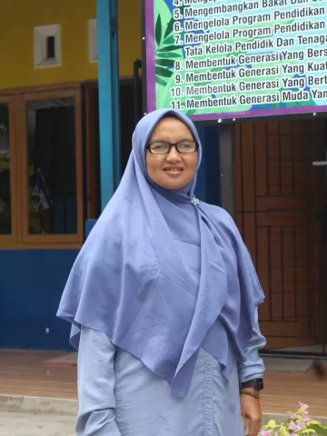 IRMA IRYANI